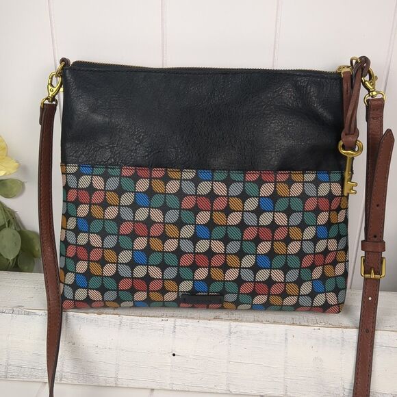 Fossil Handbags - Fossil Fiona Crossbody Shoulder Bag Multicolor Vegan Leather Excellent Condition